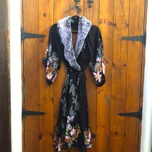 Beautiful Dress for all seasons!